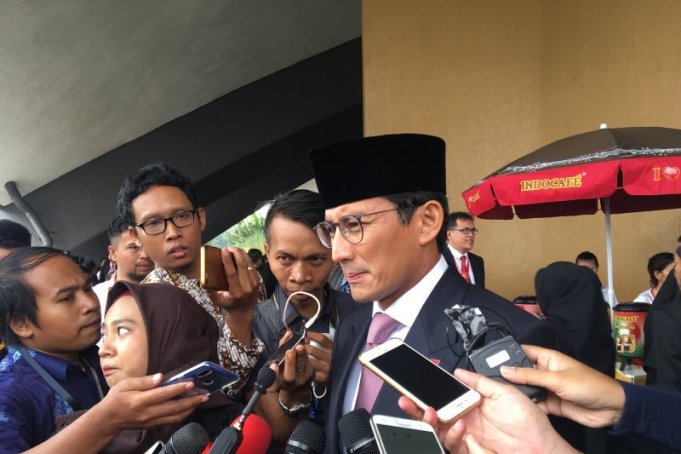 Liputan oleh Aktual : Sandiaga dan Nur Asia Uno Sosialisasi di Cilincing